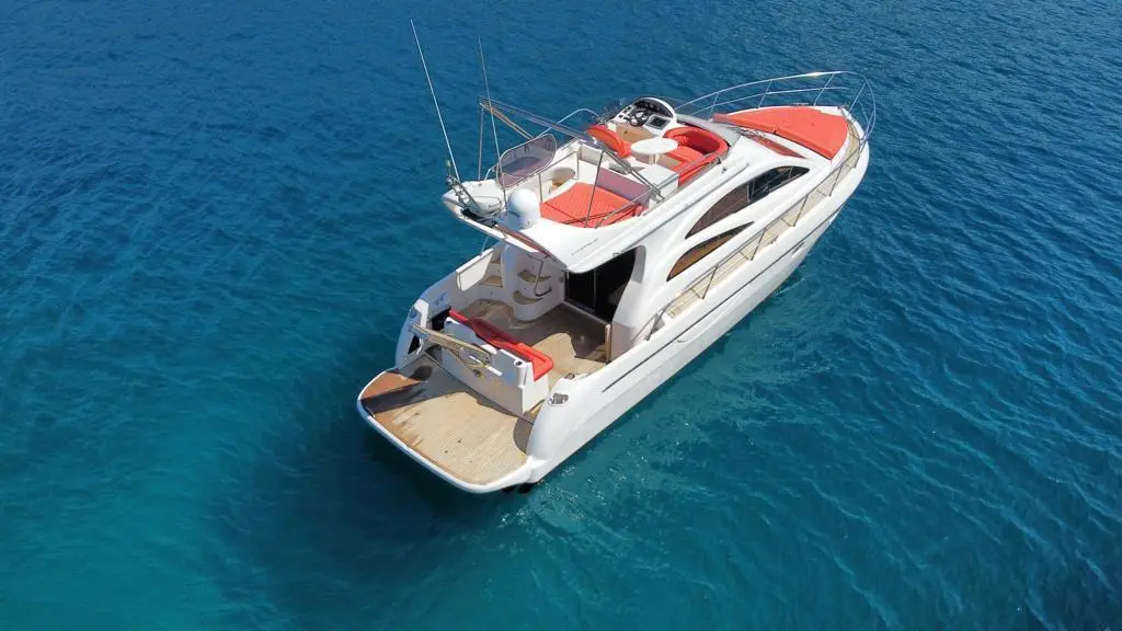 azimut-boat-1