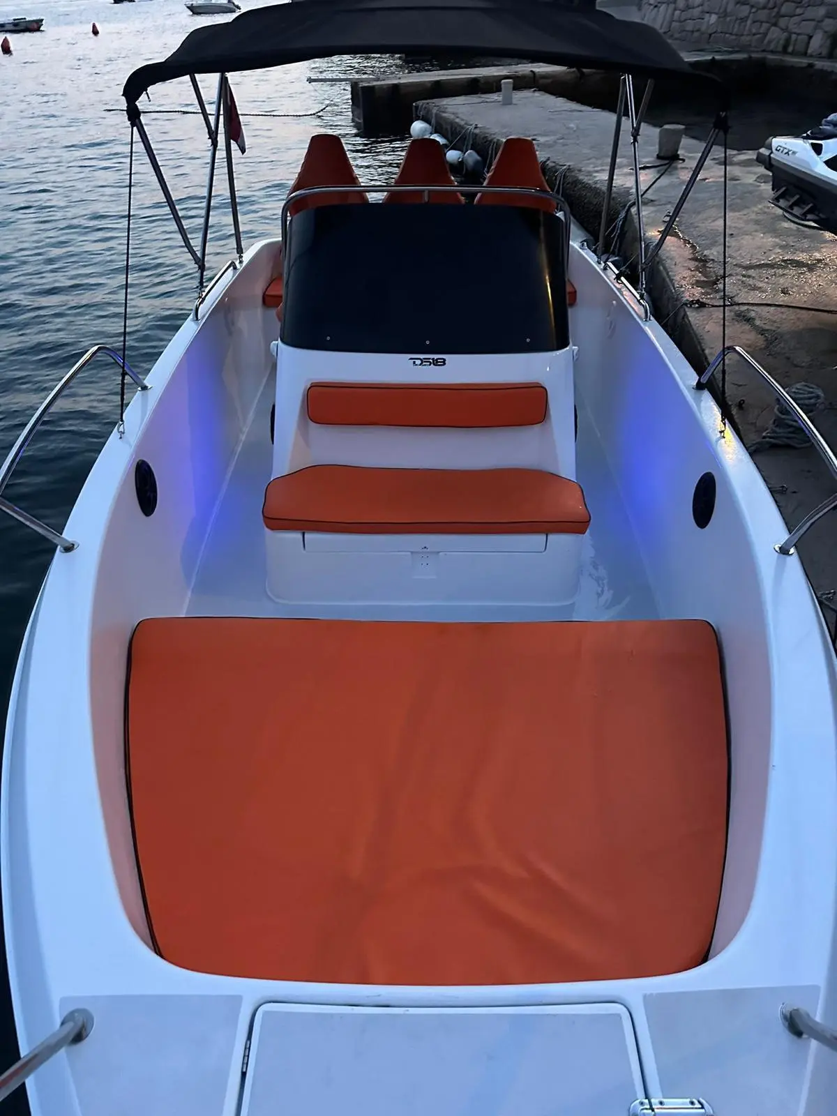 elan-boat-4