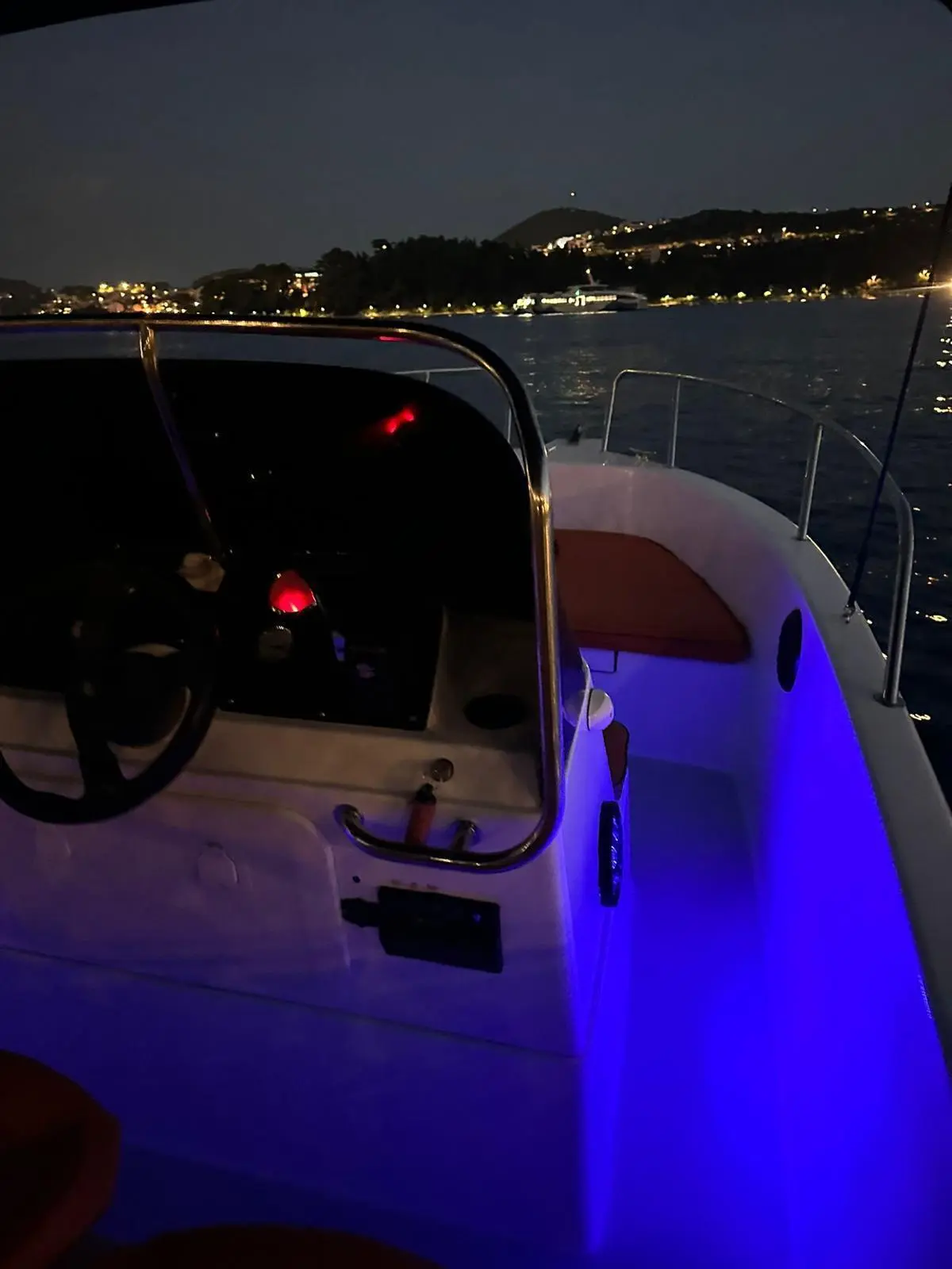 elan-boat-5
