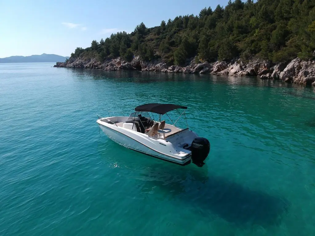 quicksilver-boat-2